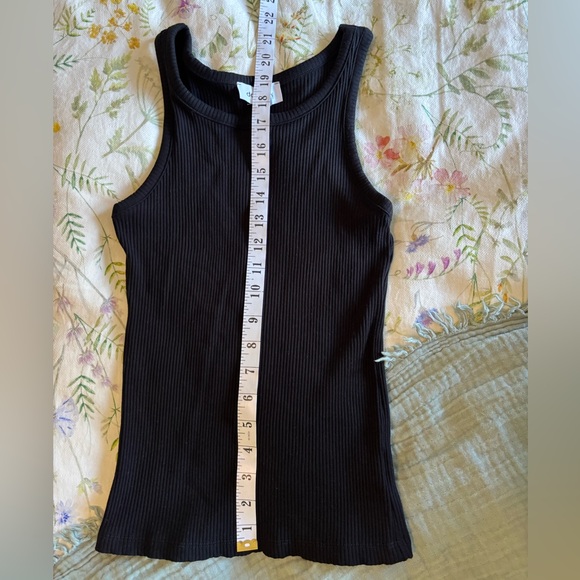Daily Story Black Ribbed Tank Top - Picture 6 of 7
